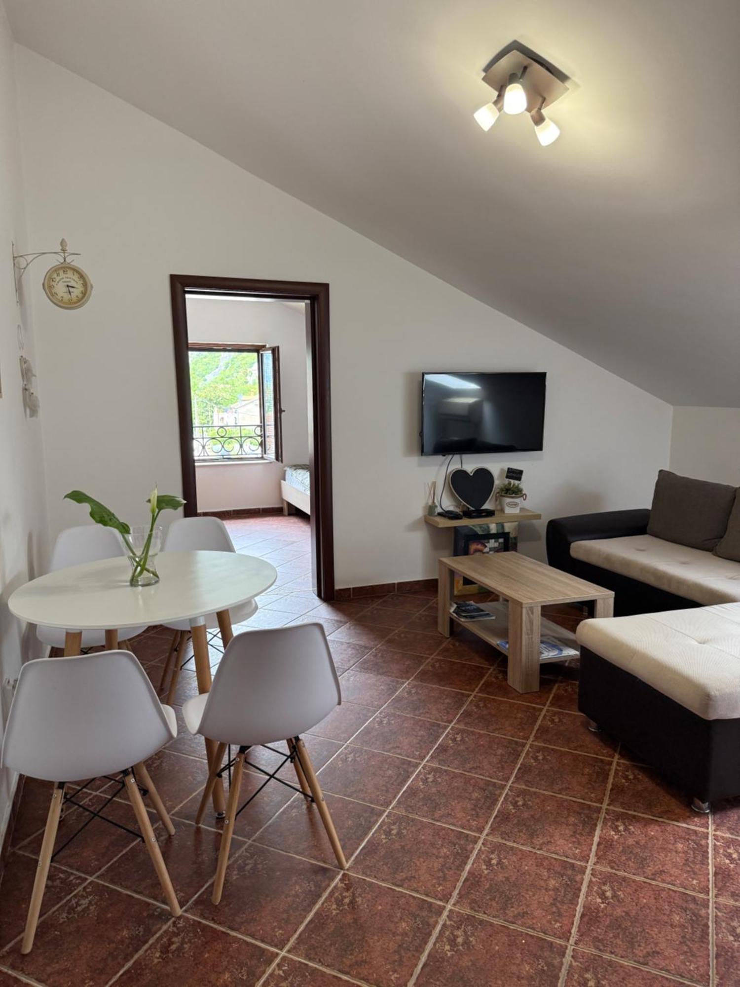 Apartment Atina Kotor Ngoại thất bức ảnh
