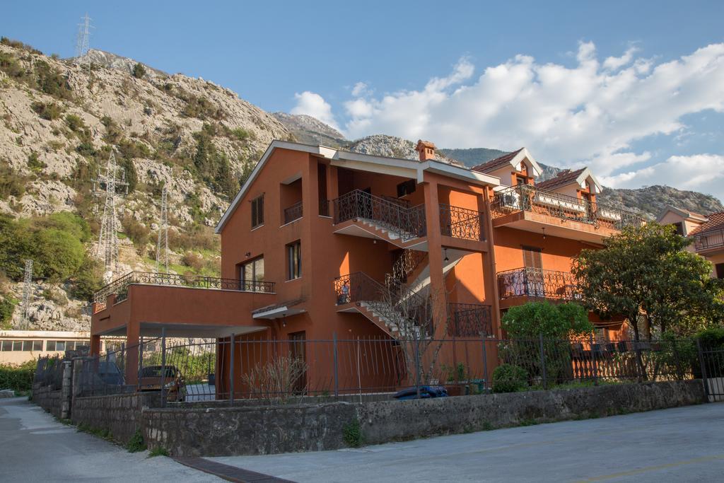 Apartment Atina Kotor Ngoại thất bức ảnh