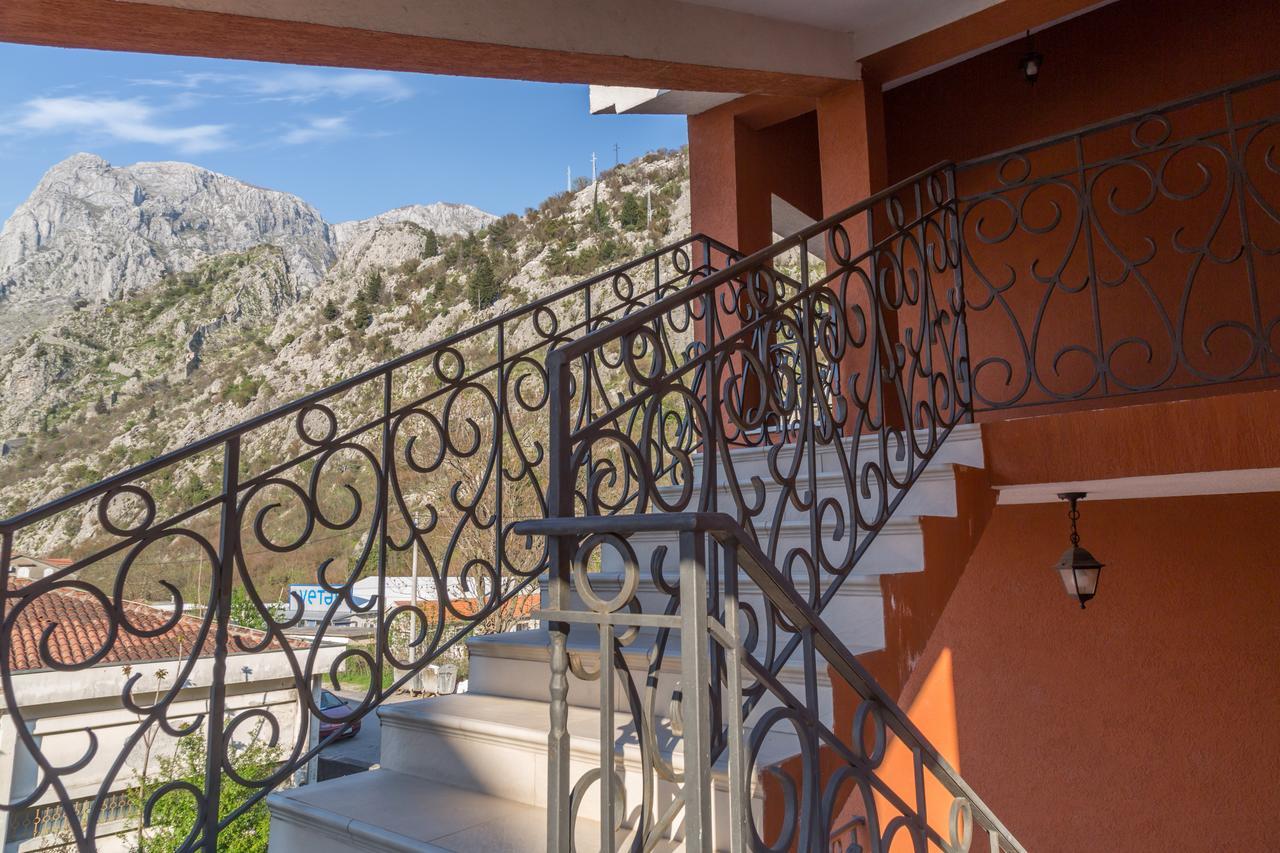 Apartment Atina Kotor Ngoại thất bức ảnh